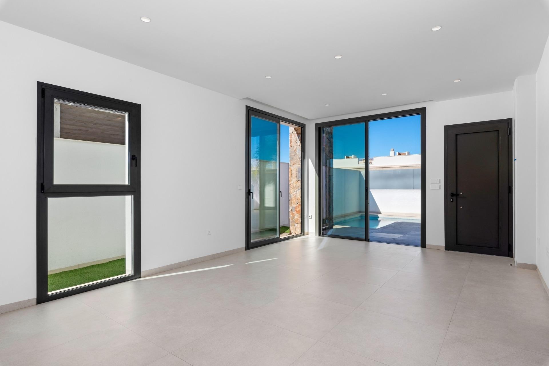 Nybygg - Bungalow -
Pilar de la Horadada - Parque del Mediterraneo