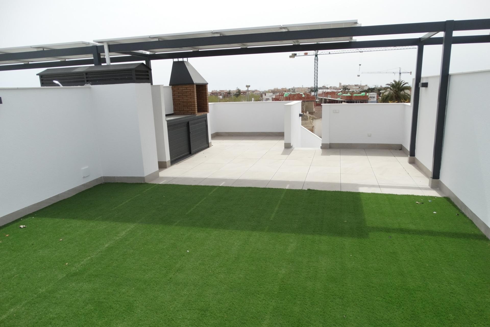 Nybygg - Bungalow -
Pilar de la Horadada - pueblo