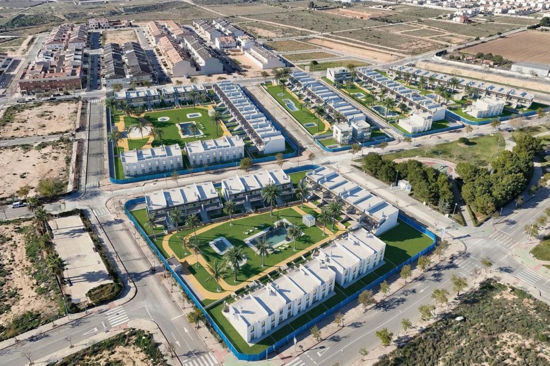 Nybygg - Bungalow -
Pilar de la Horadada - pueblo