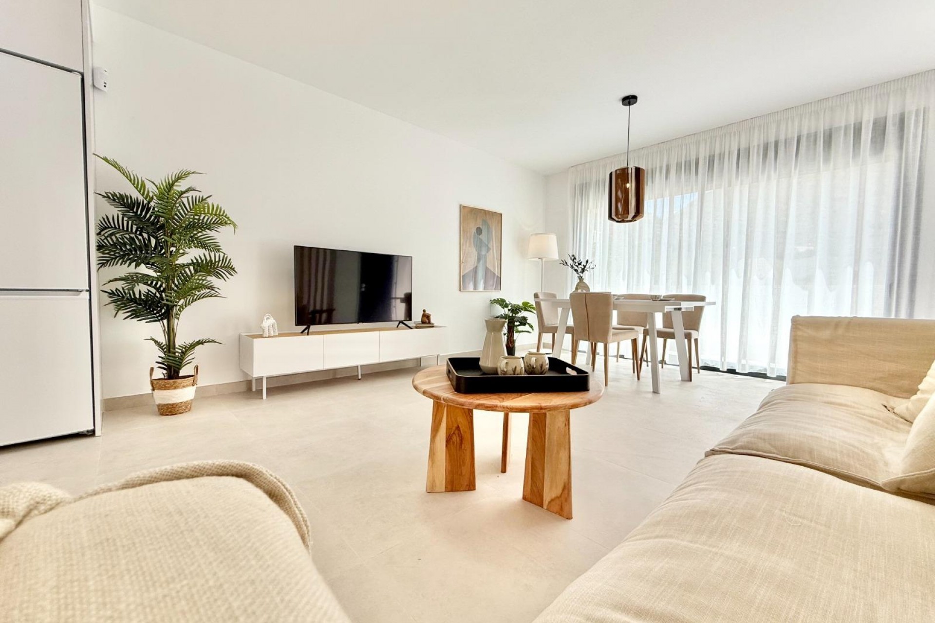 Nybygg - Town House -
Cox - San Fernando