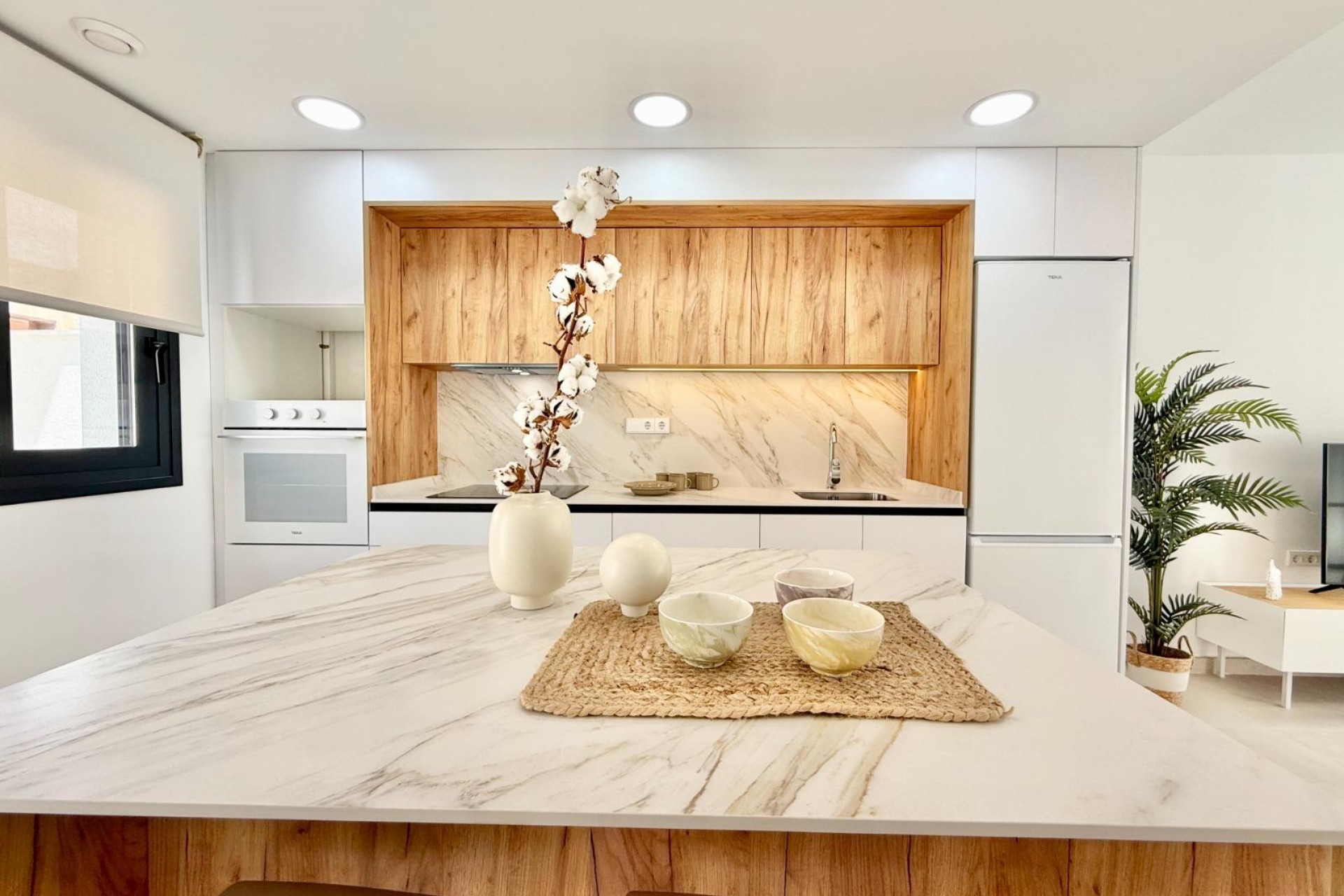 Nybygg - Town House -
Cox - San Fernando