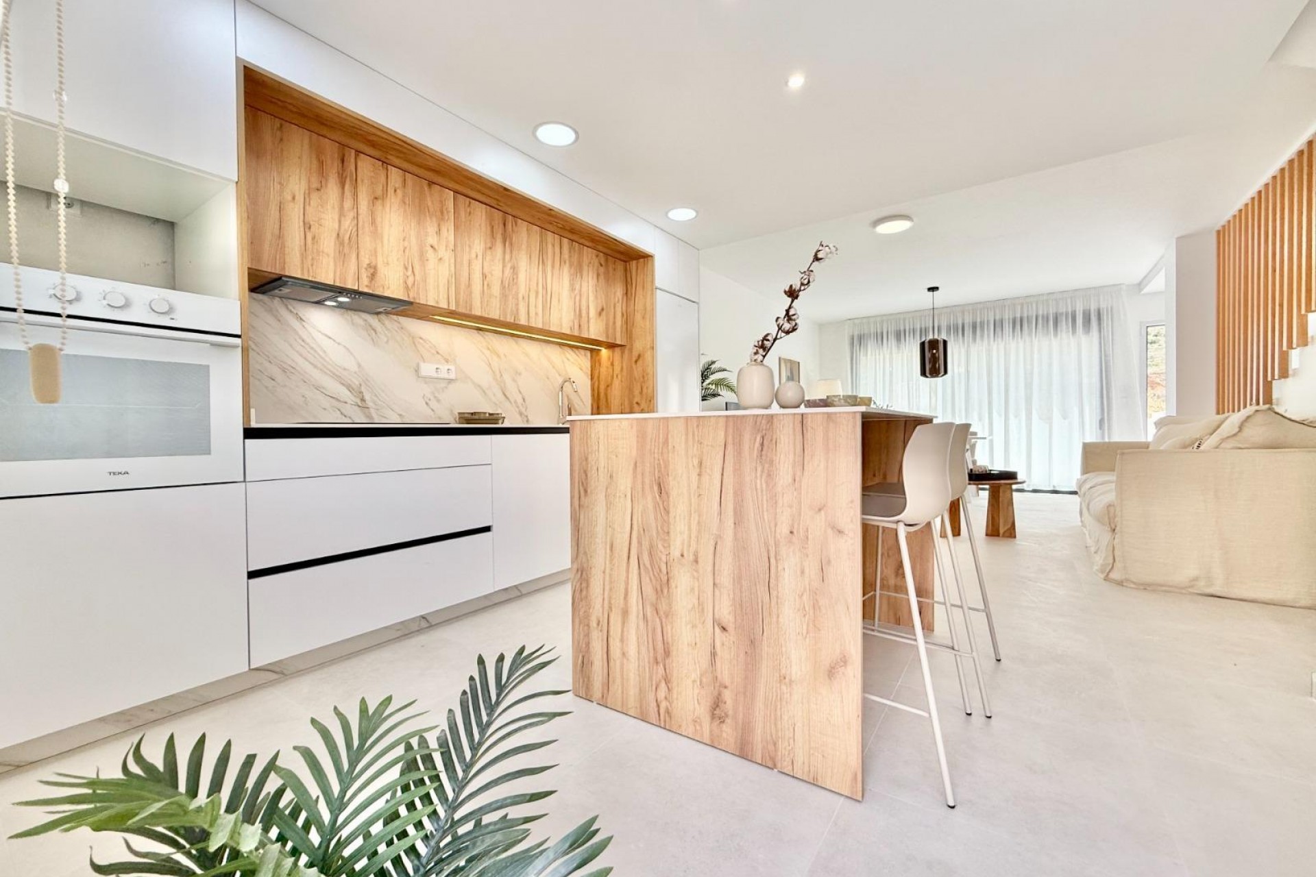 Nybygg - Town House -
Cox - San Fernando