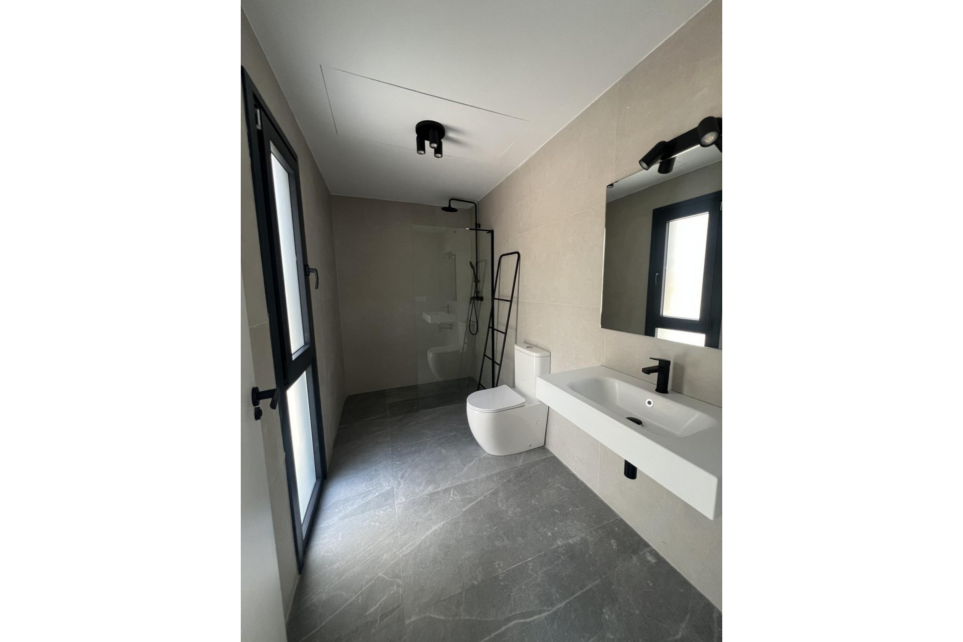 Nybygg - Town House -
Polop - PAU1