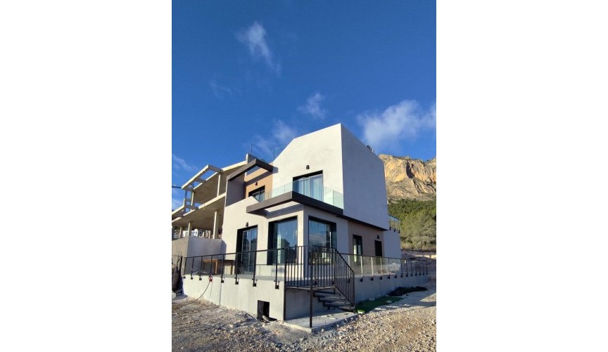 Nybygg - Town House -
Polop - PAU1