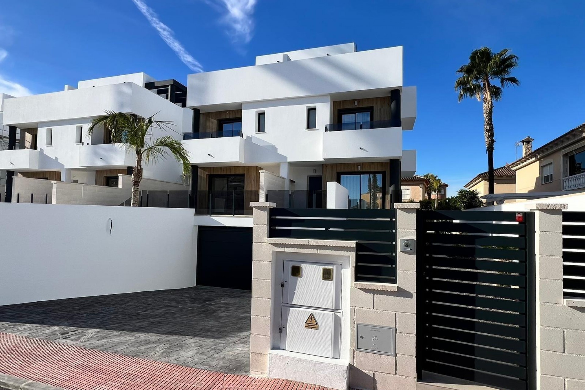 Nybygg - Villa -
Benferri - Benfis Park