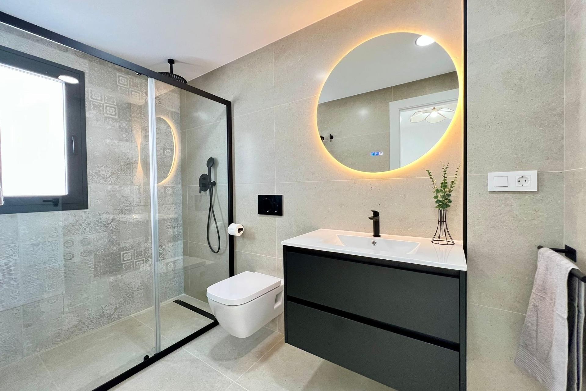 Nybygg - Villa -
Benferri - Benfis Park