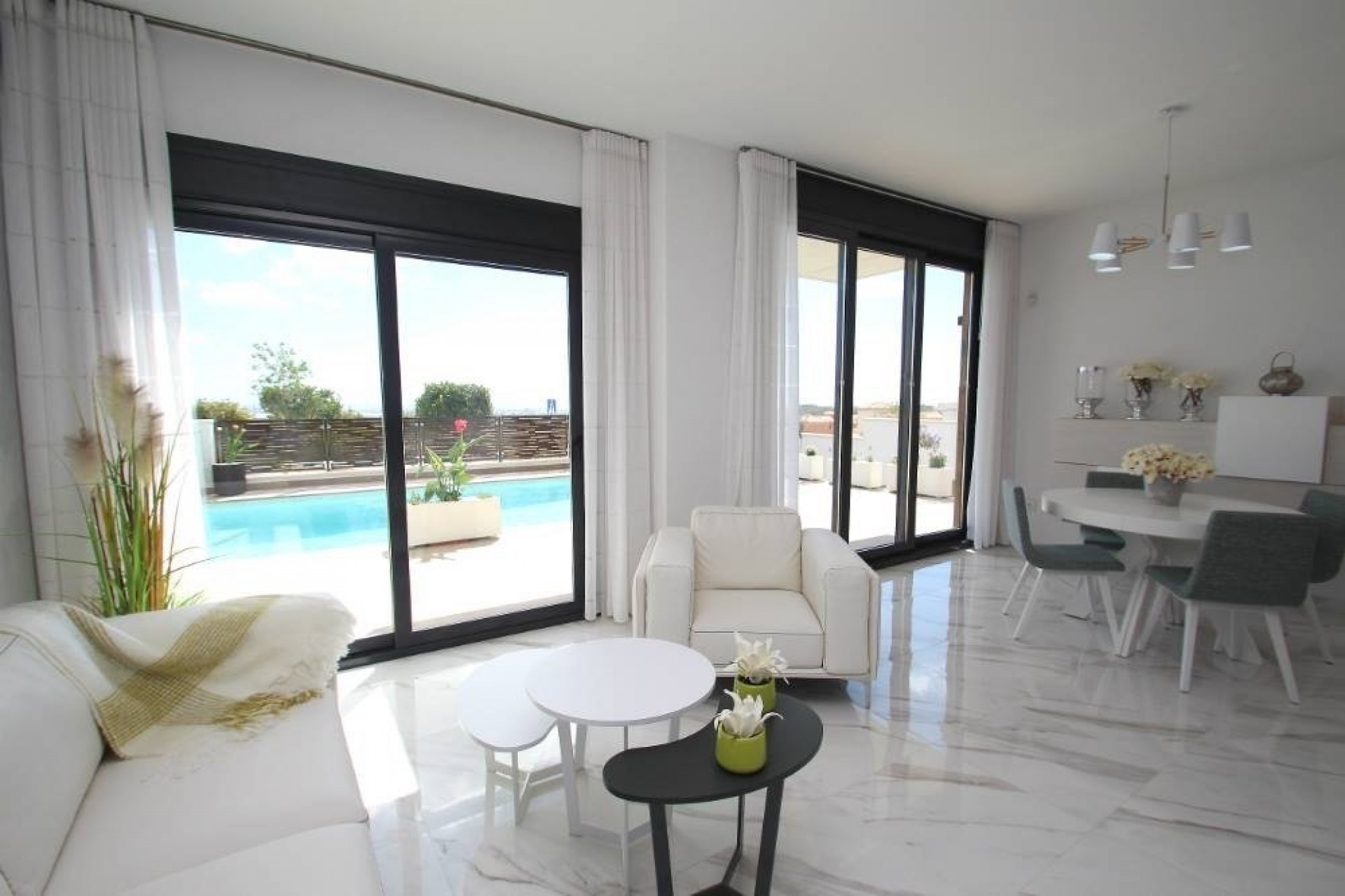 Nybygg - Villa -
Orihuela Costa - Campoamor