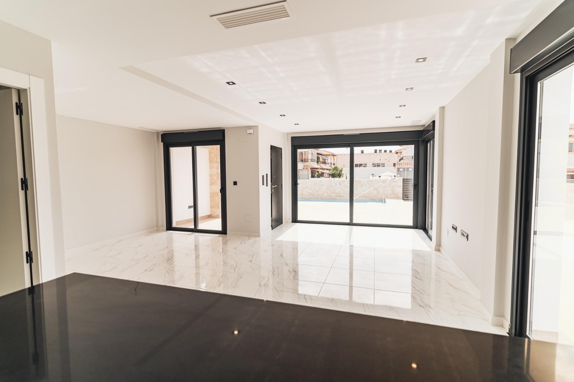 Nybygg - Villa -
Orihuela Costa - Punta Prima