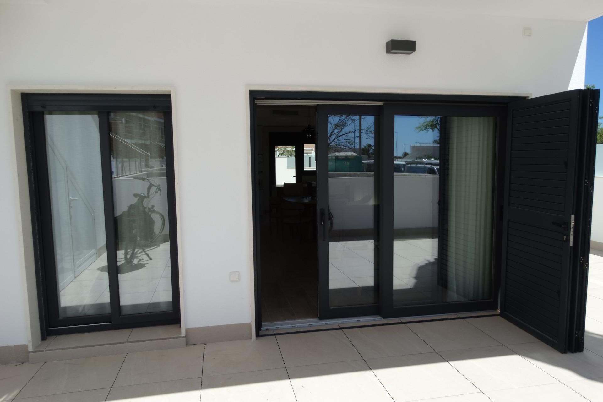 Nybyggnation - Bungalow -
Pilar de la Horadada - pueblo