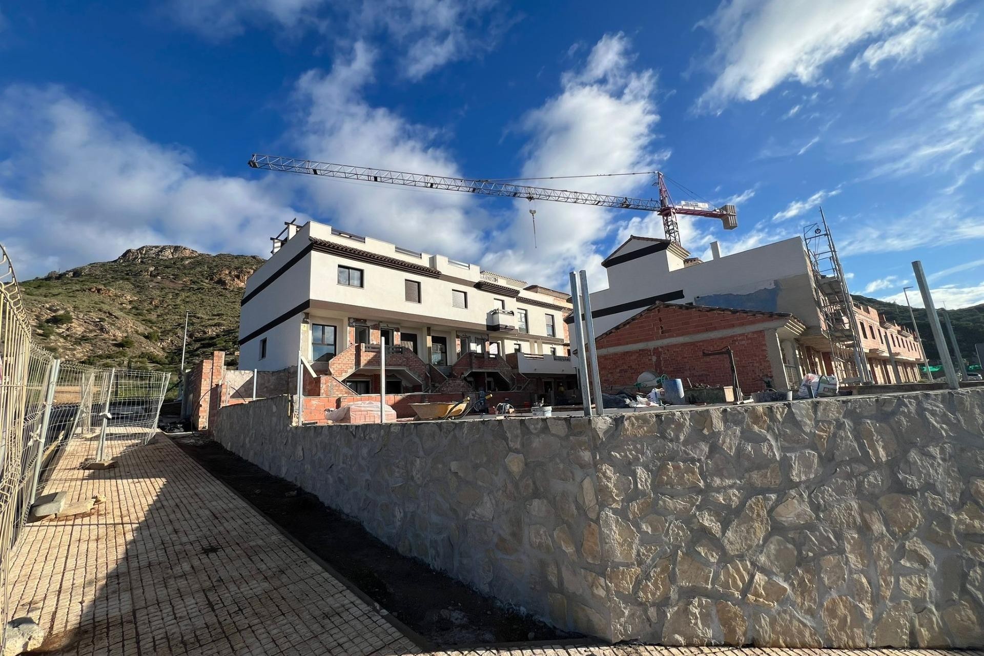 Nybyggnation - Town House -
La Union - centro