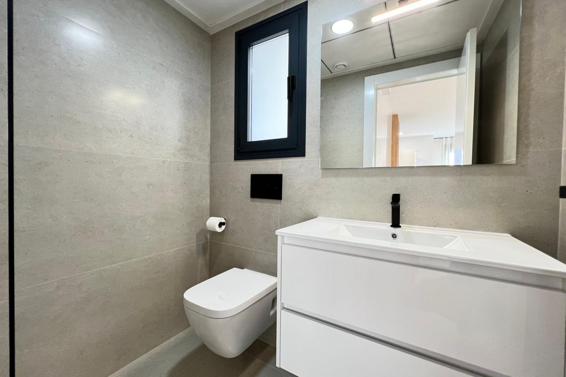 Nybyggnation - Villa -
Benferri - Benfis Park