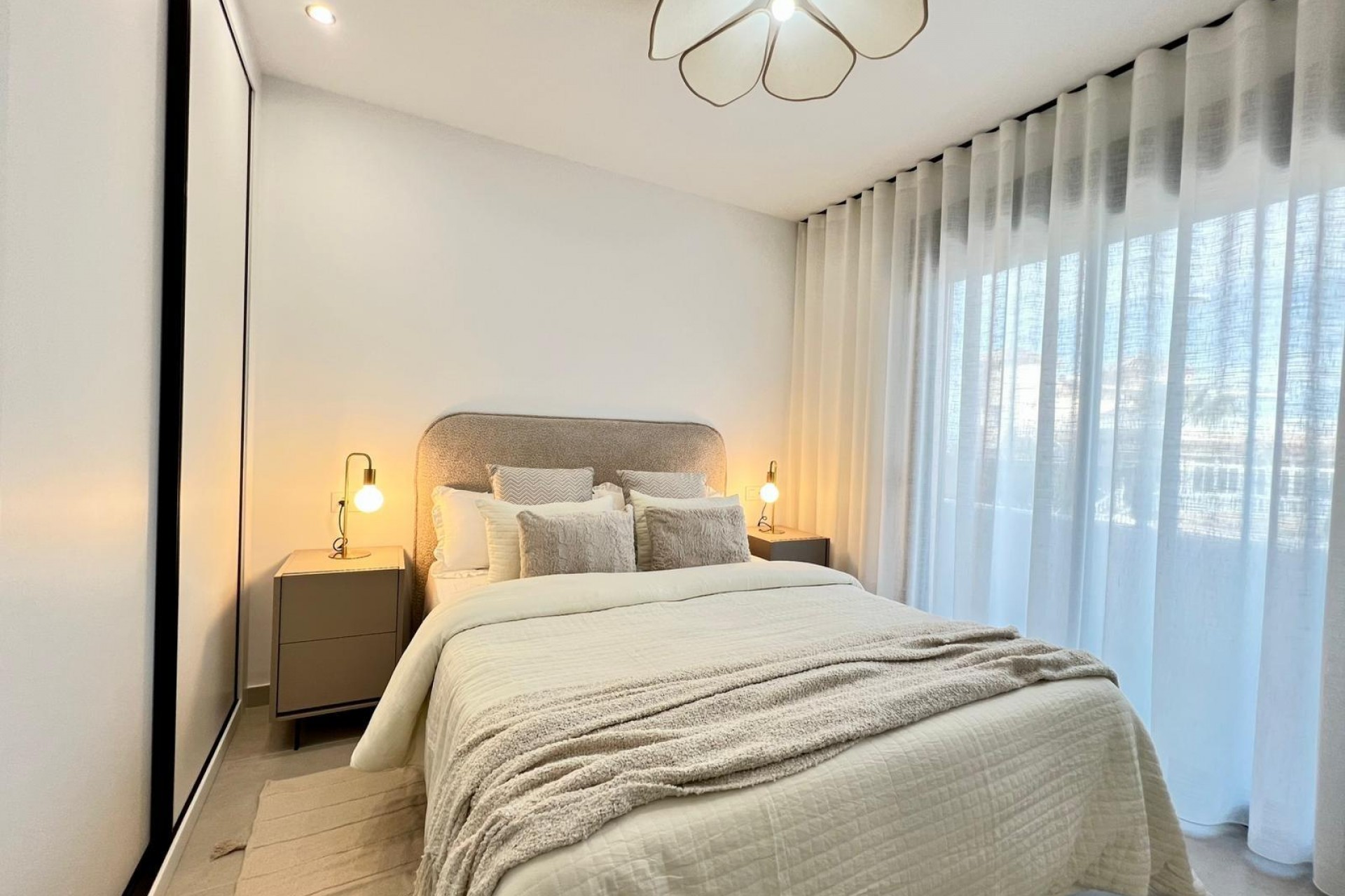 Nybyggnation - Villa -
Benferri - Benfis Park