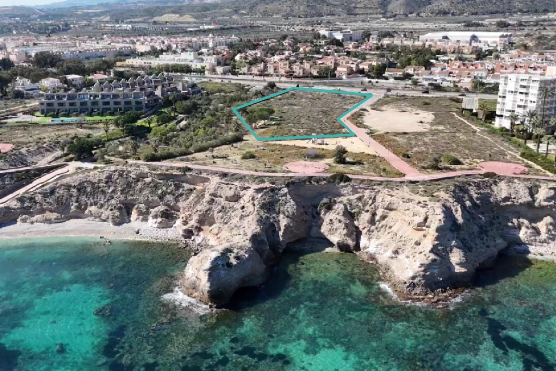 Nybyggnation - Villa -
El Campello - Platja de L´Amerador