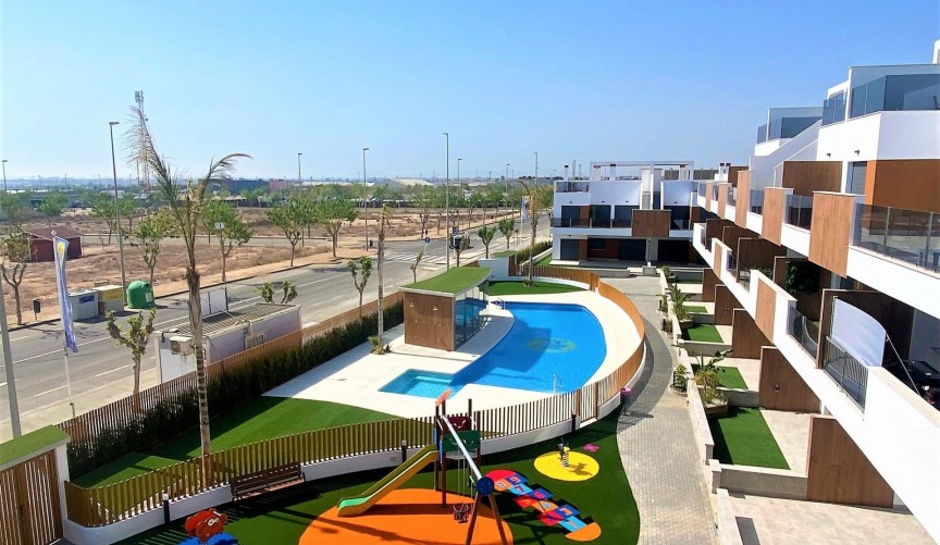 Obra nueva - Bungalow -
Pilar de la Horadada - Polideportivo