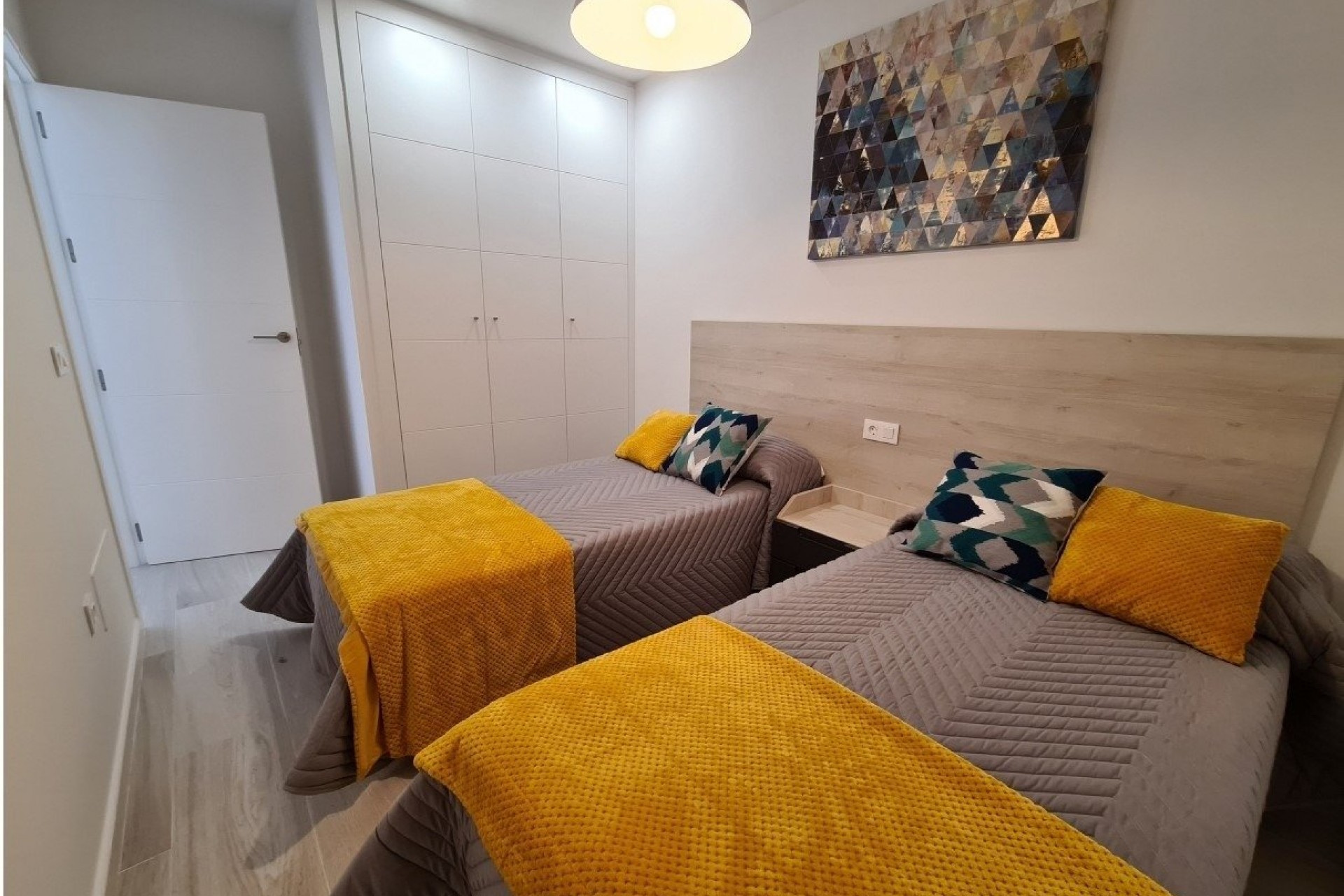 Obra nueva - Town House -
Avileses