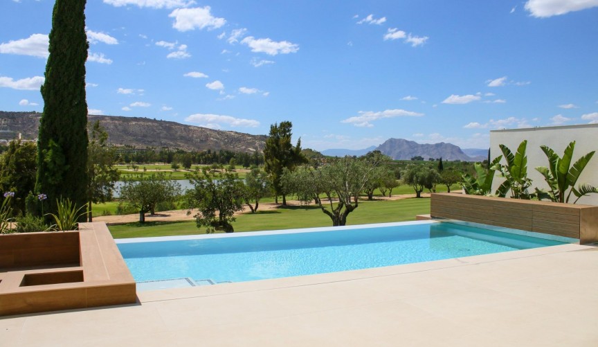 Obra nueva - Villa -
Algorfa - La Finca Golf