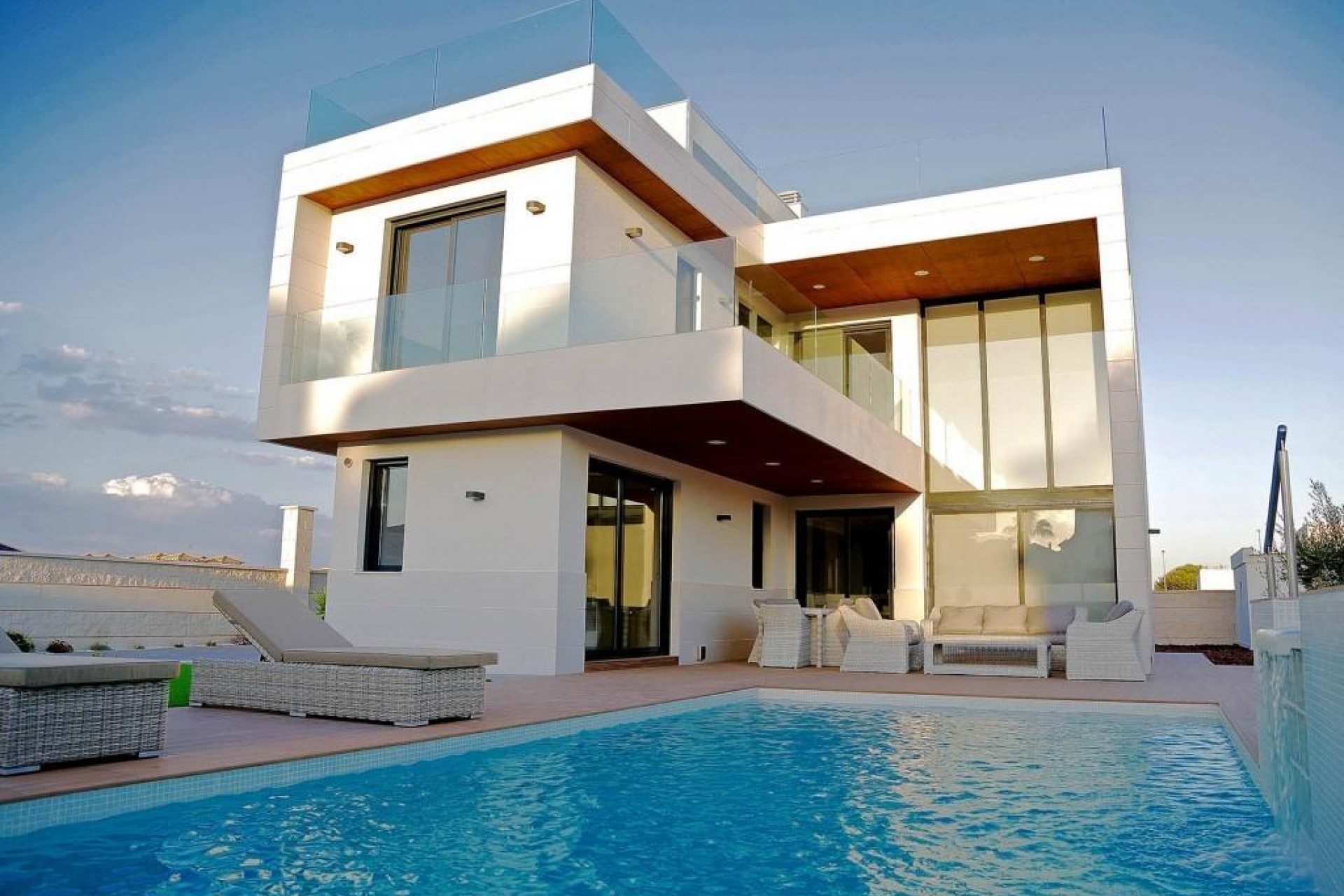 Obra nueva - Villa -
Orihuela Costa - Campoamor