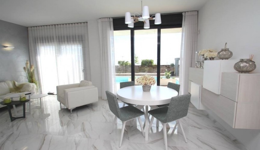 Obra nueva - Villa -
Orihuela Costa - Campoamor