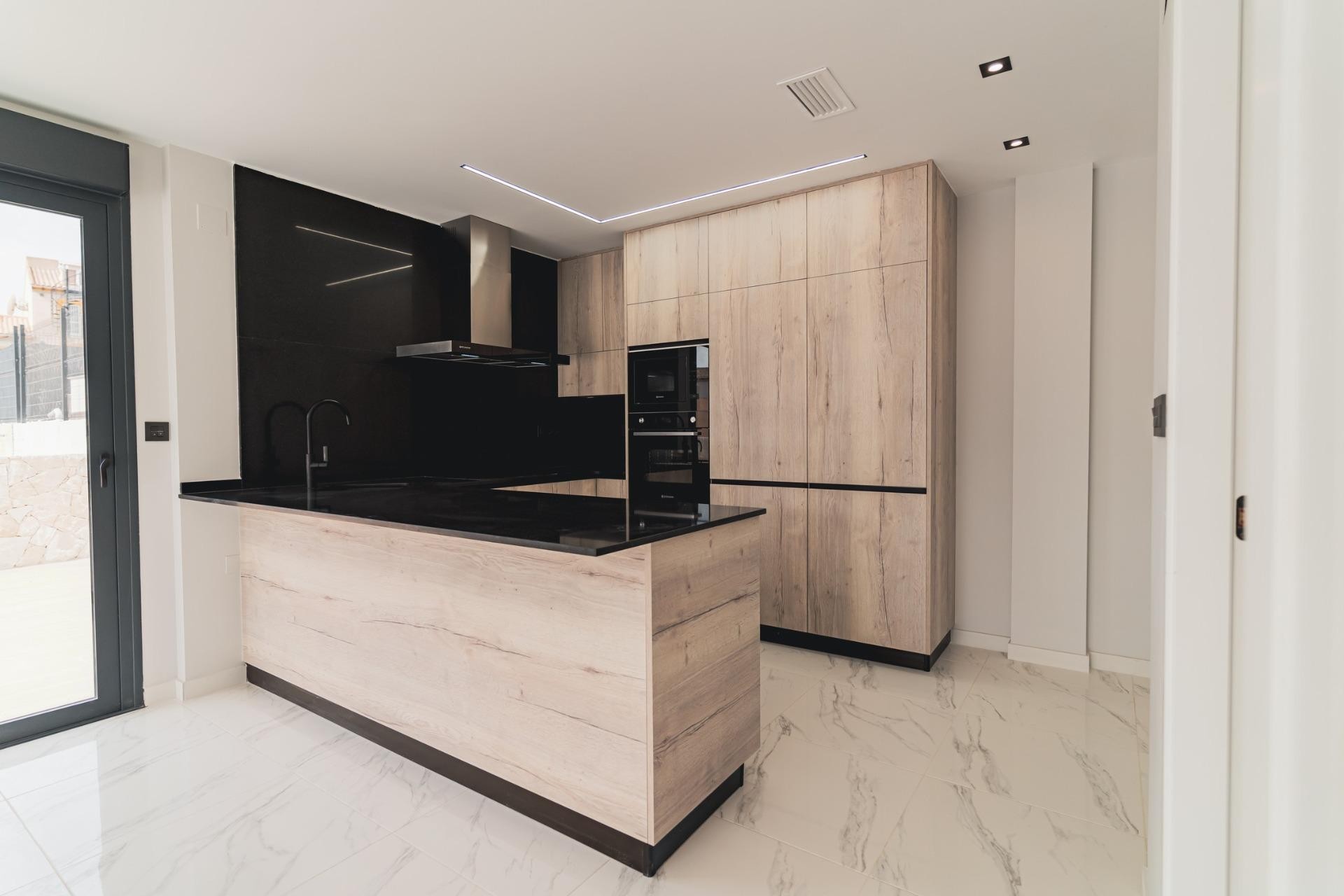 Obra nueva - Villa -
Orihuela Costa - Punta Prima