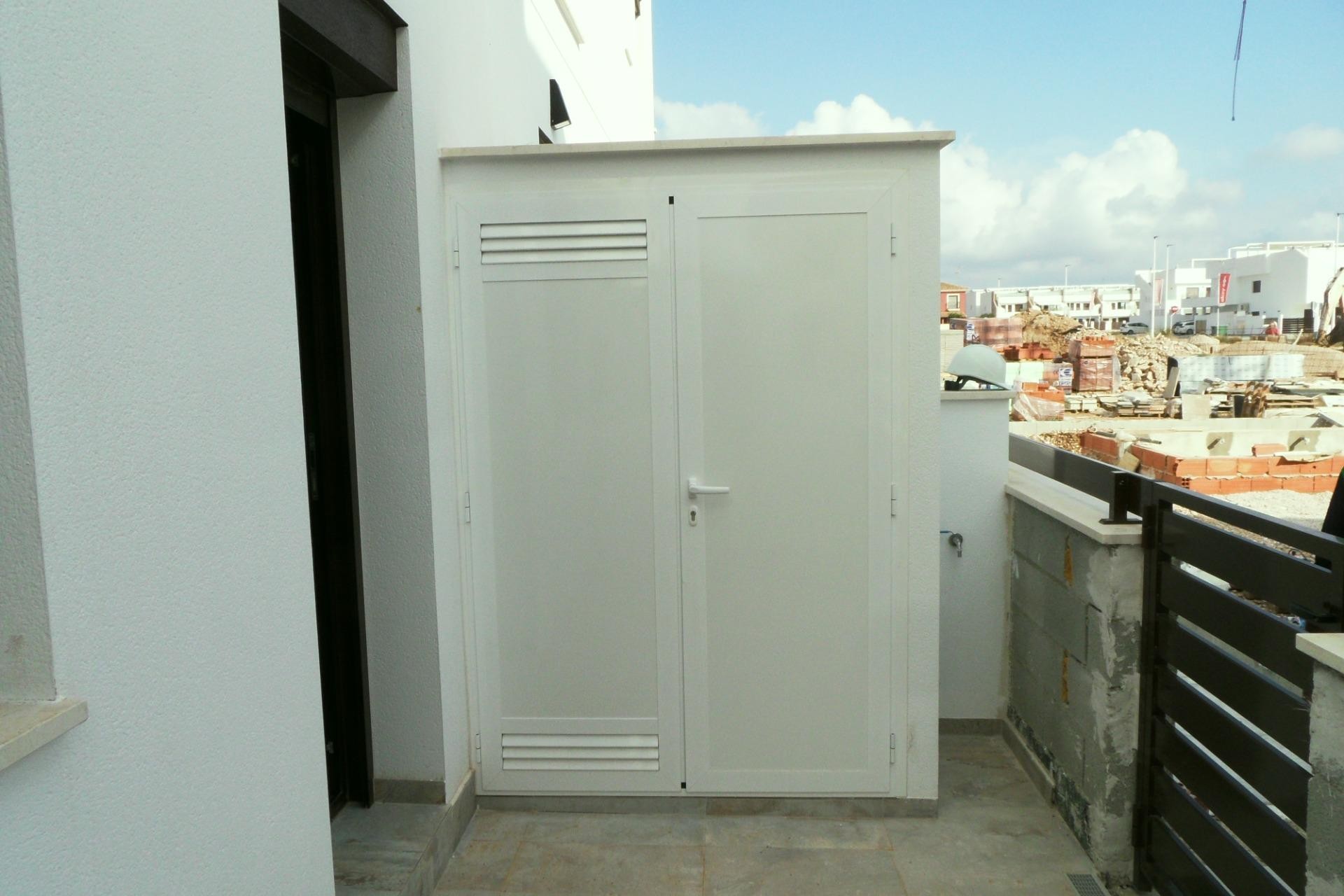 Obra nueva - Villa -
Pilar de la Horadada - parque Andromeda