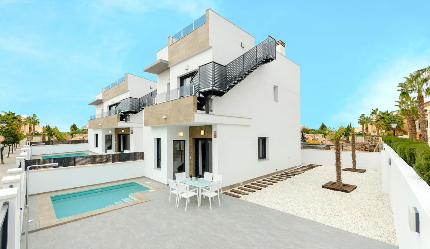 Obra nueva - Villa -
Torrevieja - Torretas