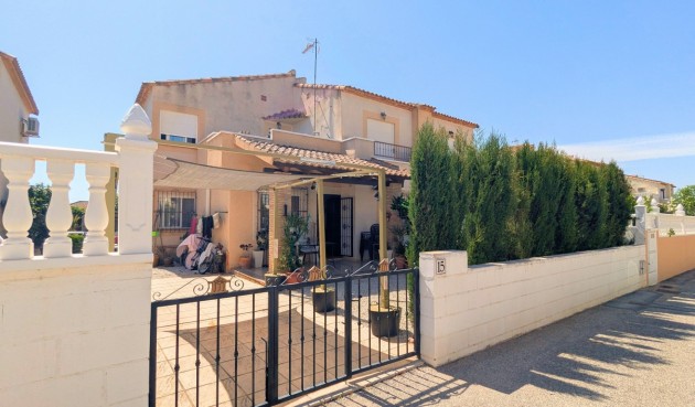Quad House - Reventa - Lo Crispin - Inland