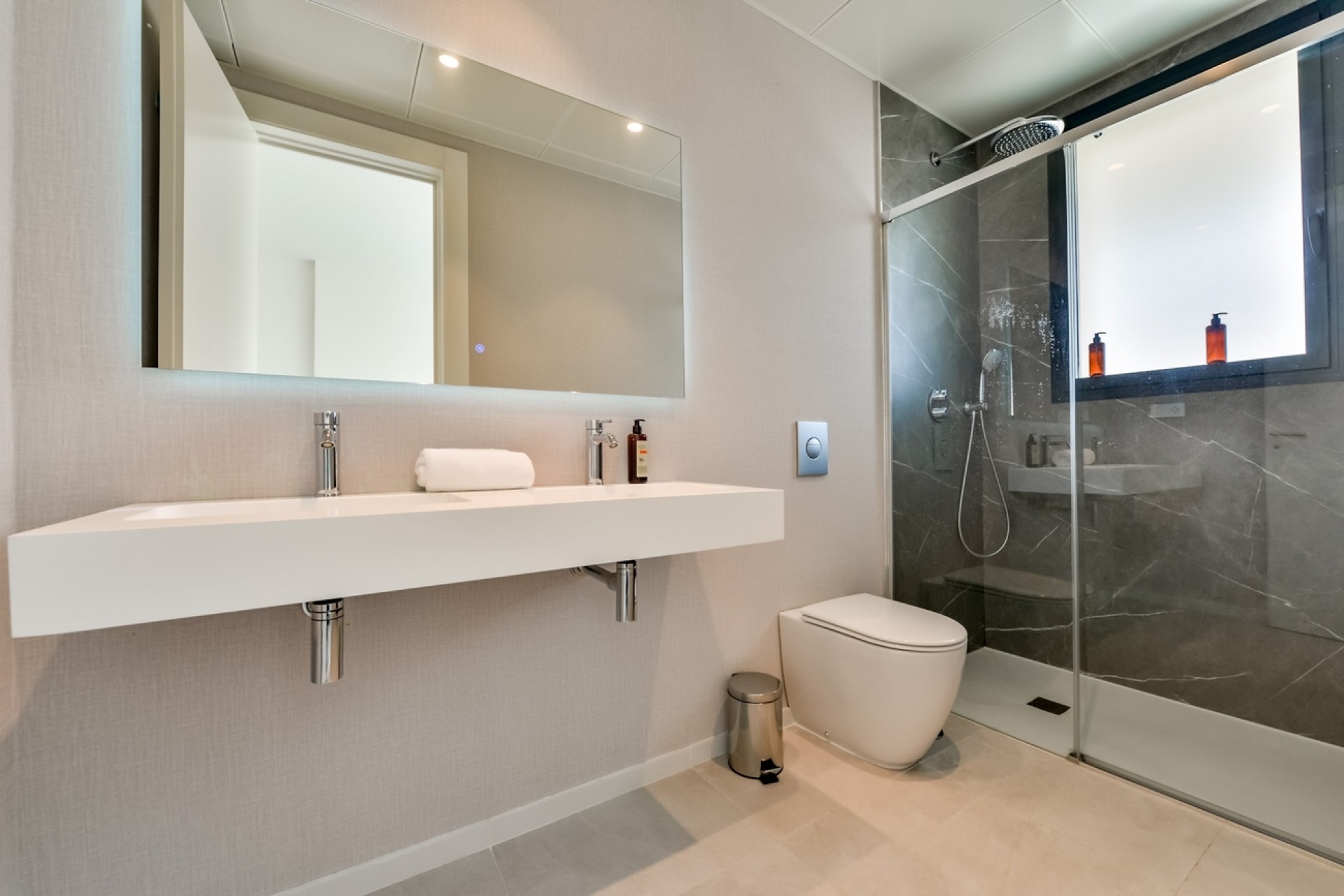 Resale - Apartment -
Alfas del Pí - Albir