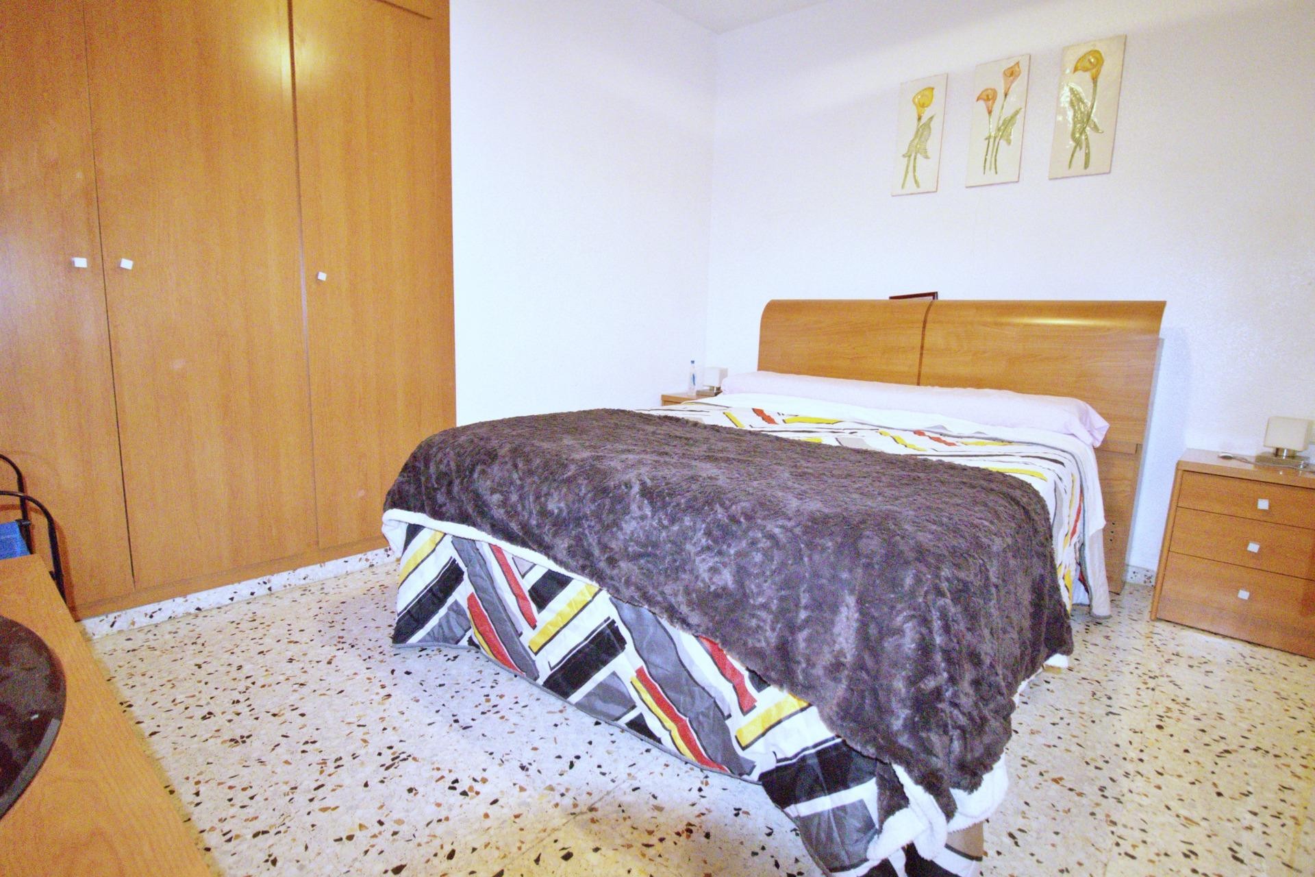 Resale - Apartment -
Alicante - Benalua