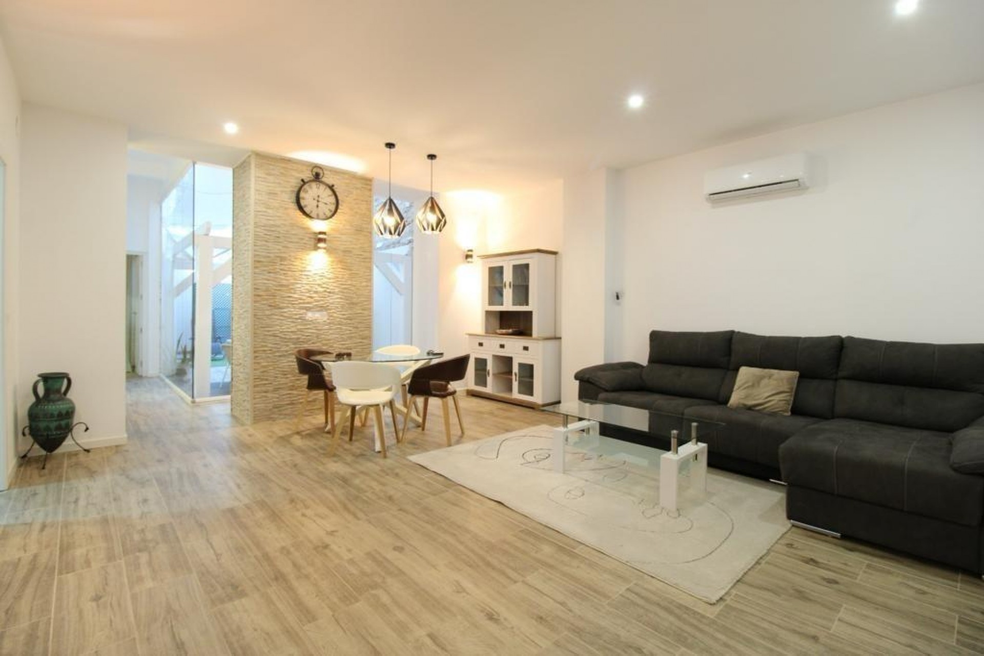 Resale - Apartment -
Alicante - Carolinas Bajas