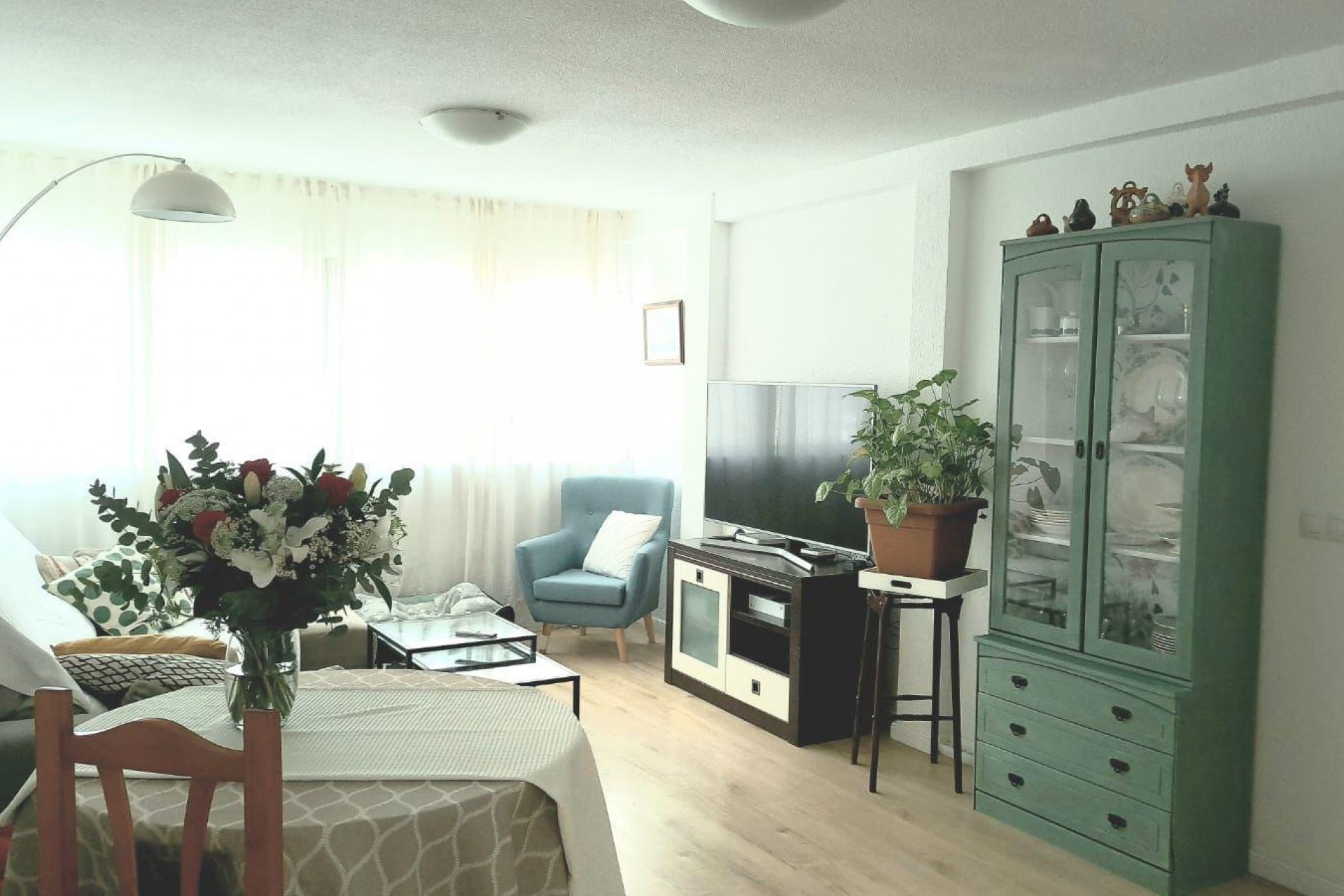 Resale - Apartment -
Alicante - Centro