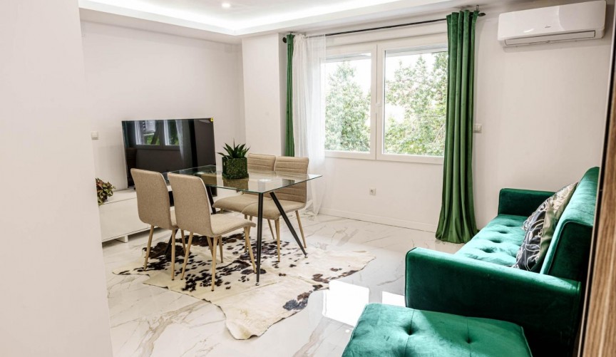 Resale - Apartment -
Alicante - Centro