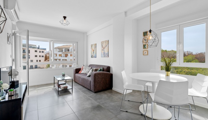 Resale - Apartment -
Alicante - Costa Blanca