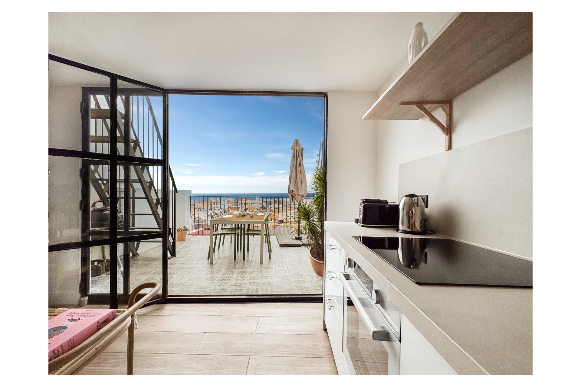 Resale - Apartment -
Alicante - Costa Blanca