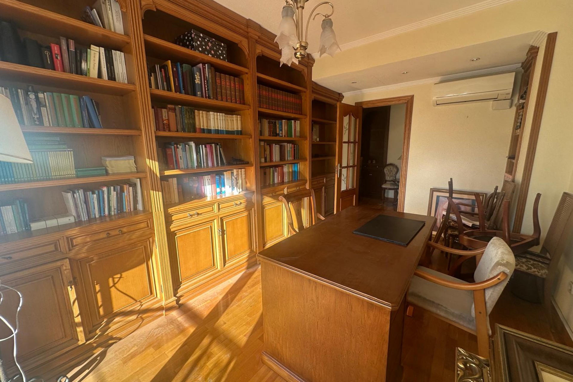 Resale - Apartment -
Alicante - Costa Blanca