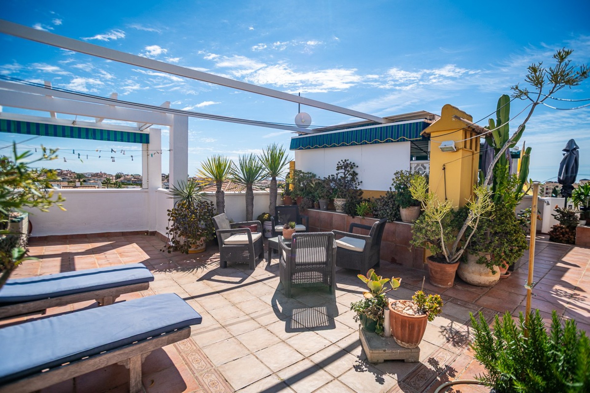 Resale - Apartment -
Alicante - Costa Blanca
