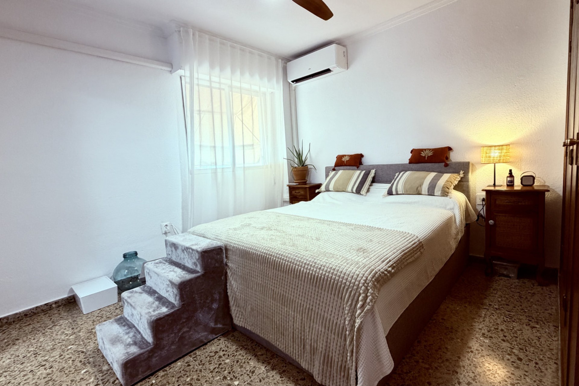 Resale - Apartment -
Alicante - Costa Blanca
