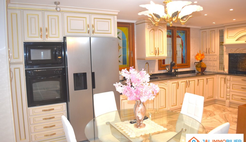 Resale - Apartment -
Alicante - Costa Blanca