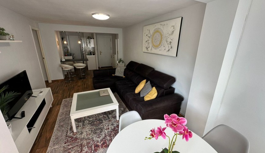 Resale - Apartment -
Alicante - Pla Del Bon Repos