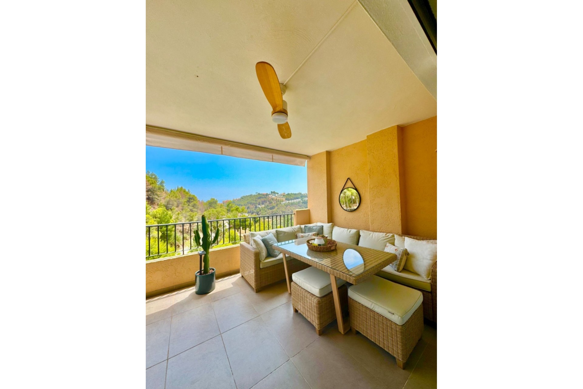 Resale - Apartment -
Altea - Costa Blanca