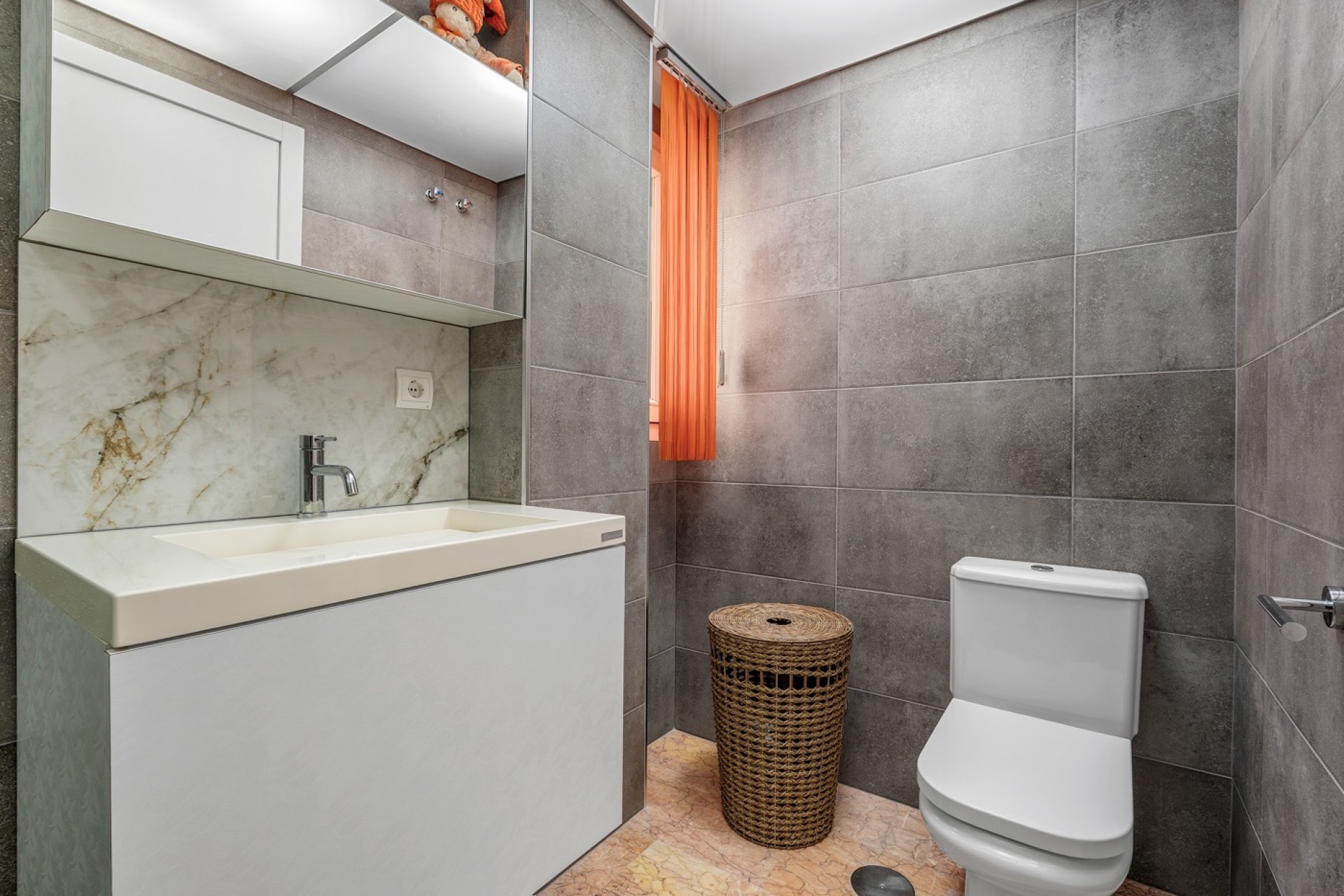 Resale - Apartment -
Altea - Costa Blanca