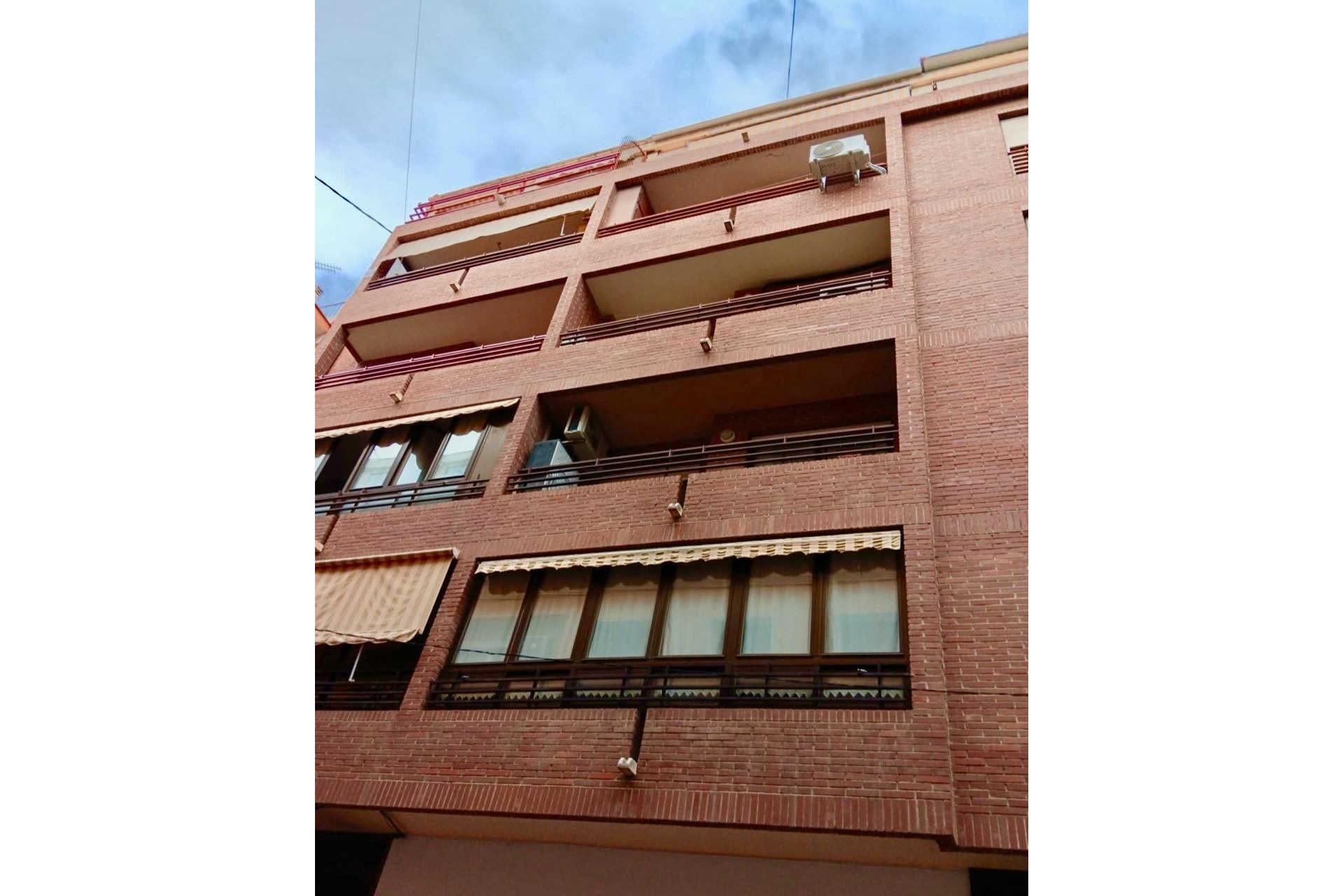 Resale - Apartment -
Benidorm - Centro