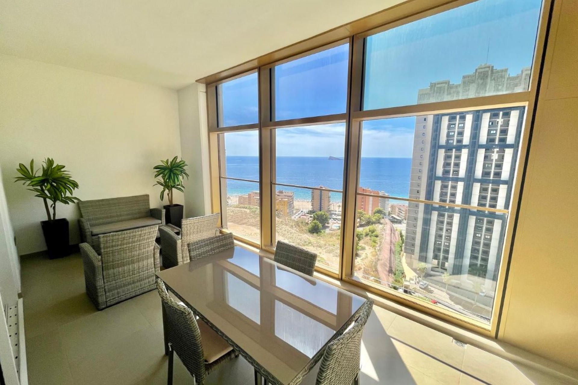 Resale - Apartment -
Benidorm - Costa Blanca