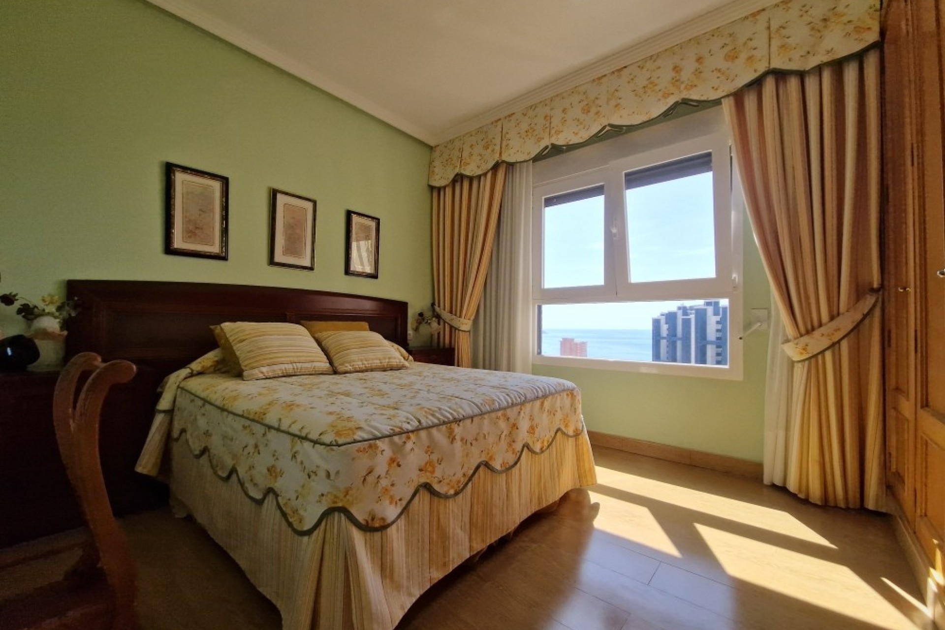 Resale - Apartment -
Benidorm - Costa Blanca