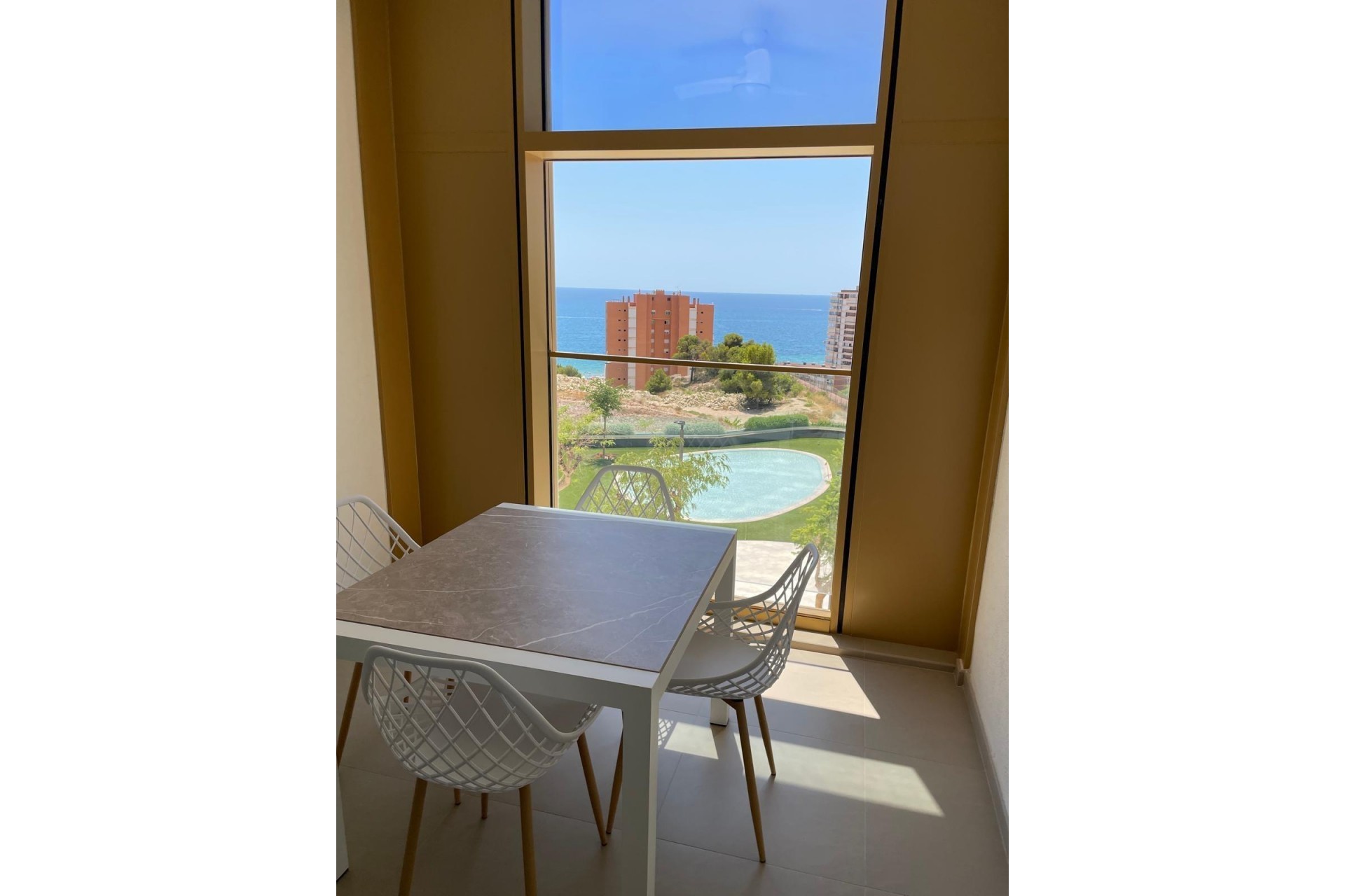 Resale - Apartment -
Benidorm - Playa de Poniente