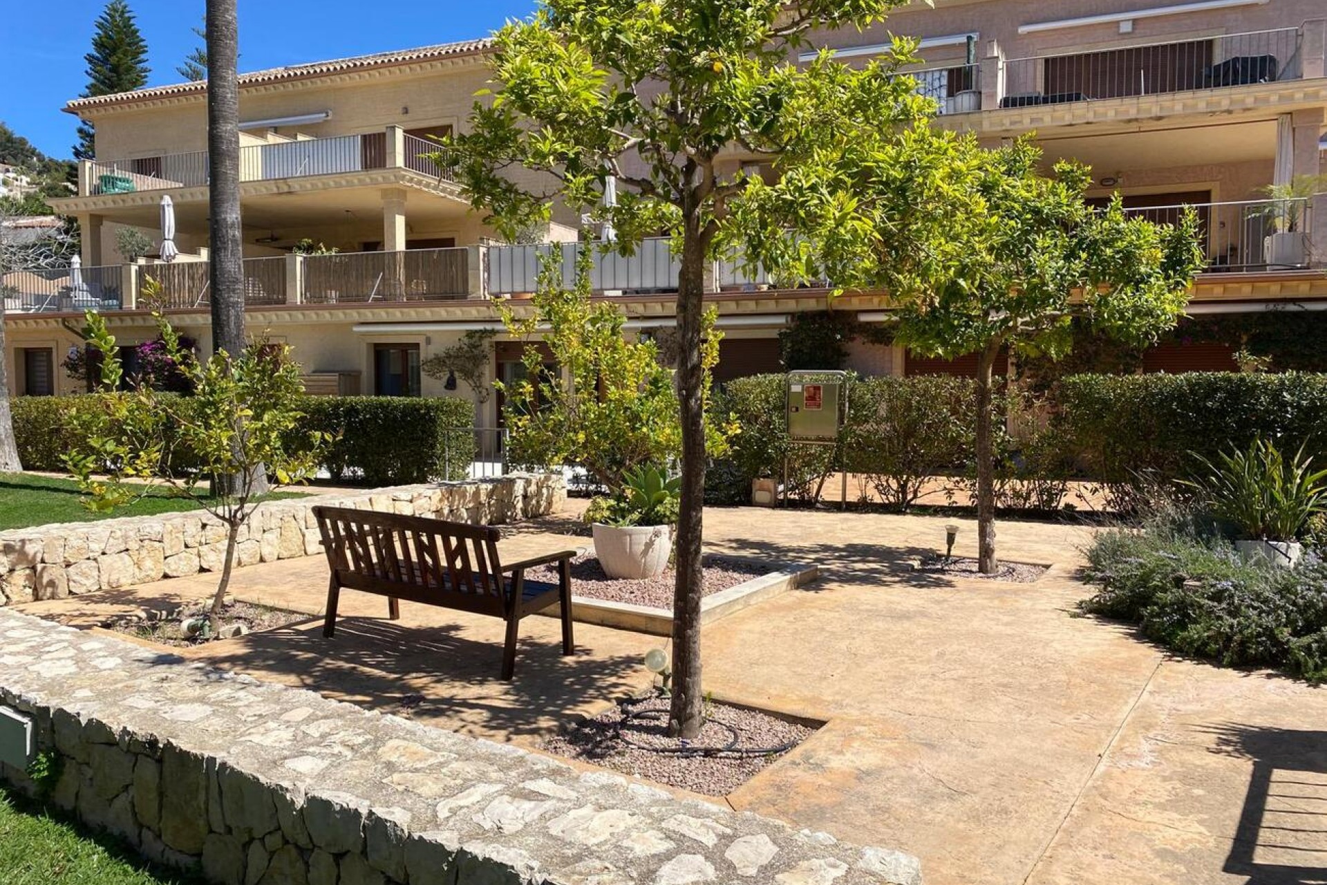 Resale - Apartment -
Benissa Costa - Costa Blanca