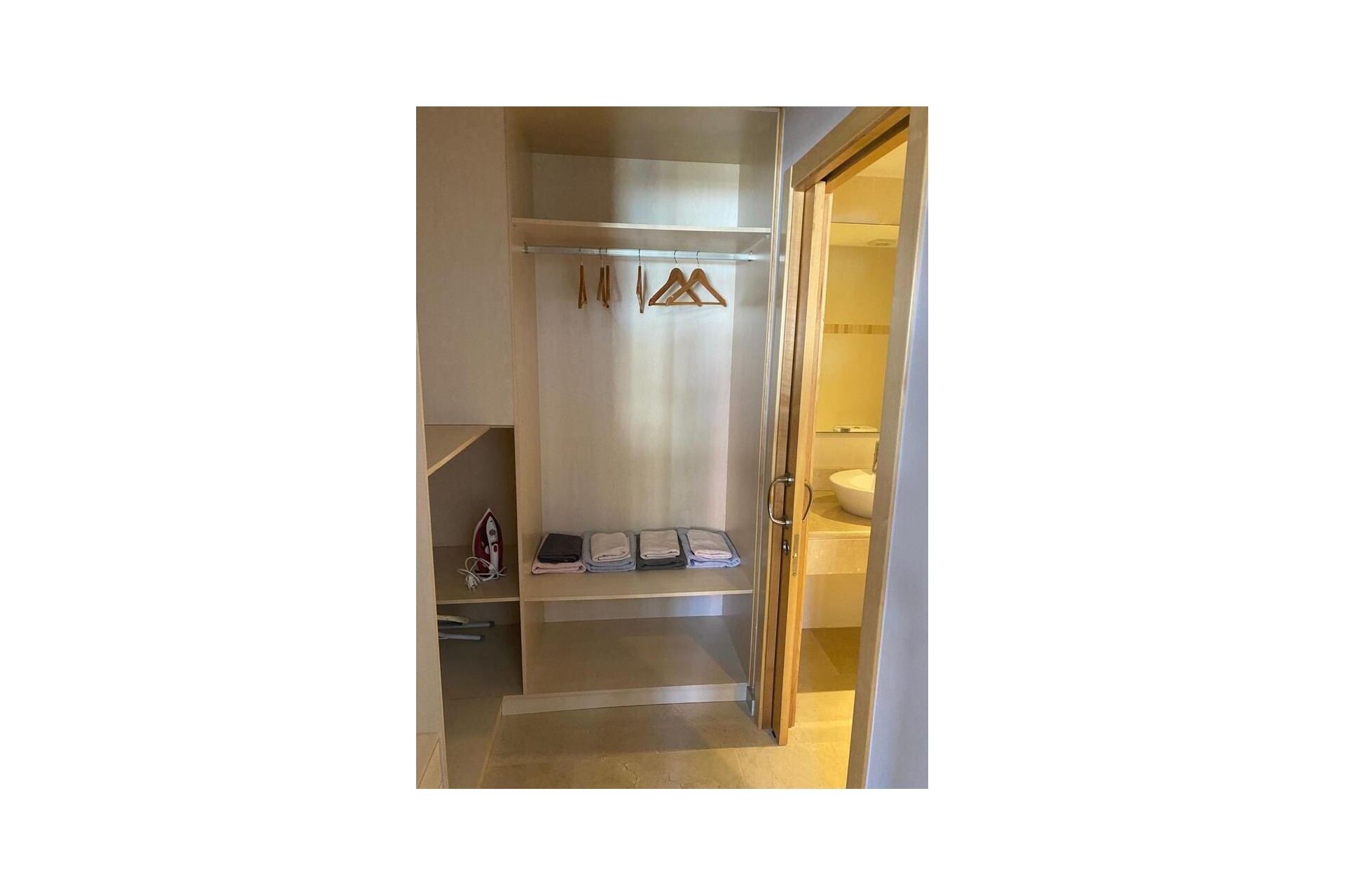 Resale - Apartment -
Benissa Costa - Costa Blanca