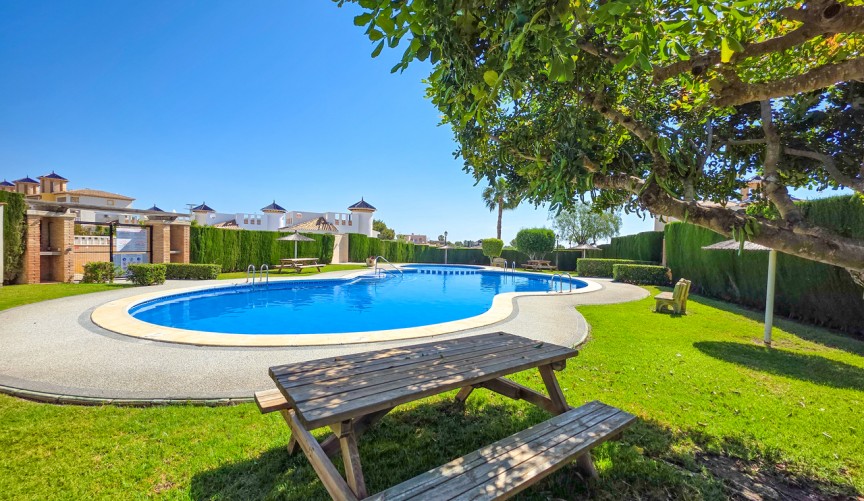 Resale - Apartment -
Cabo Roig - Costa Blanca