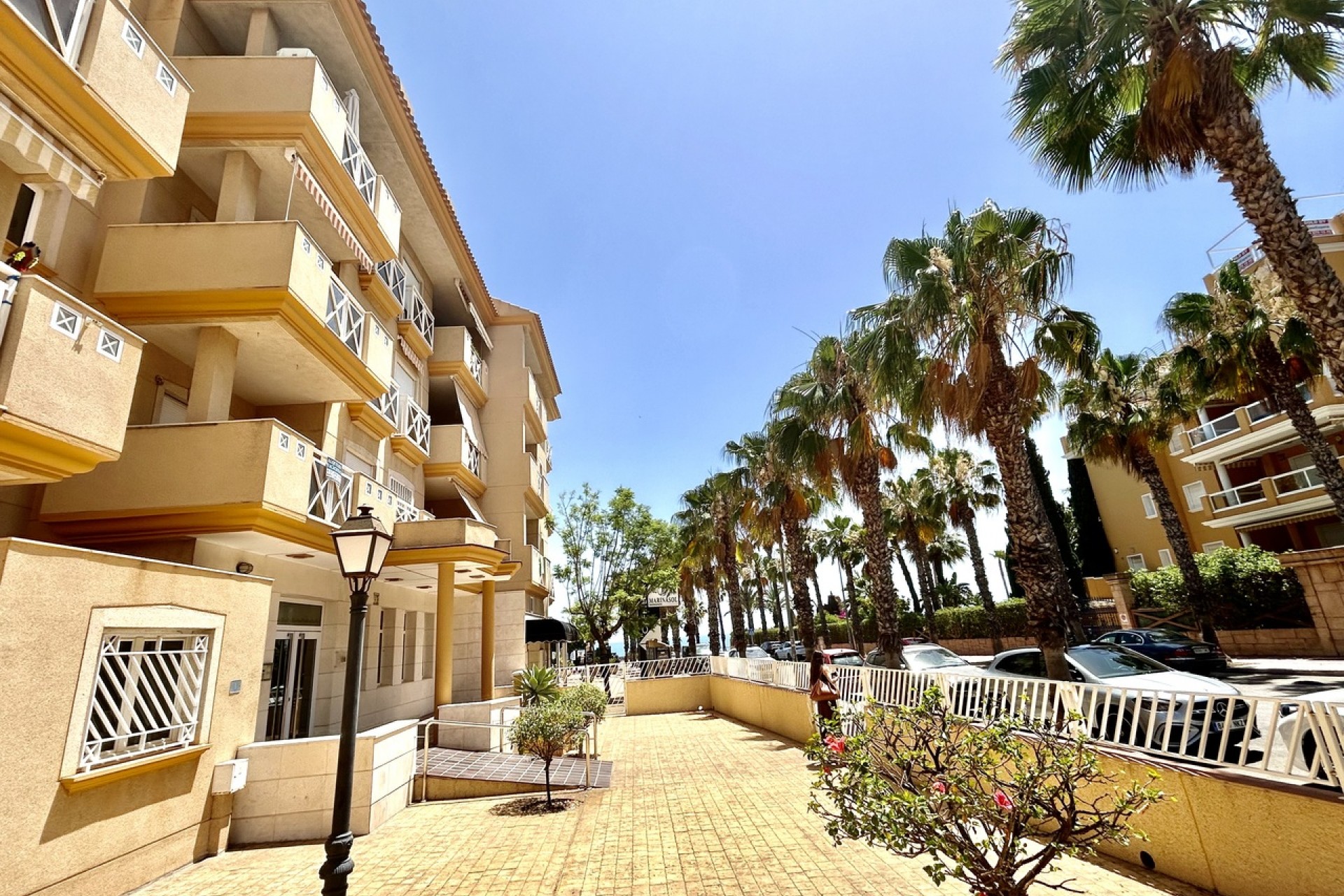 Resale - Apartment -
Cabo Roig - Costa Blanca