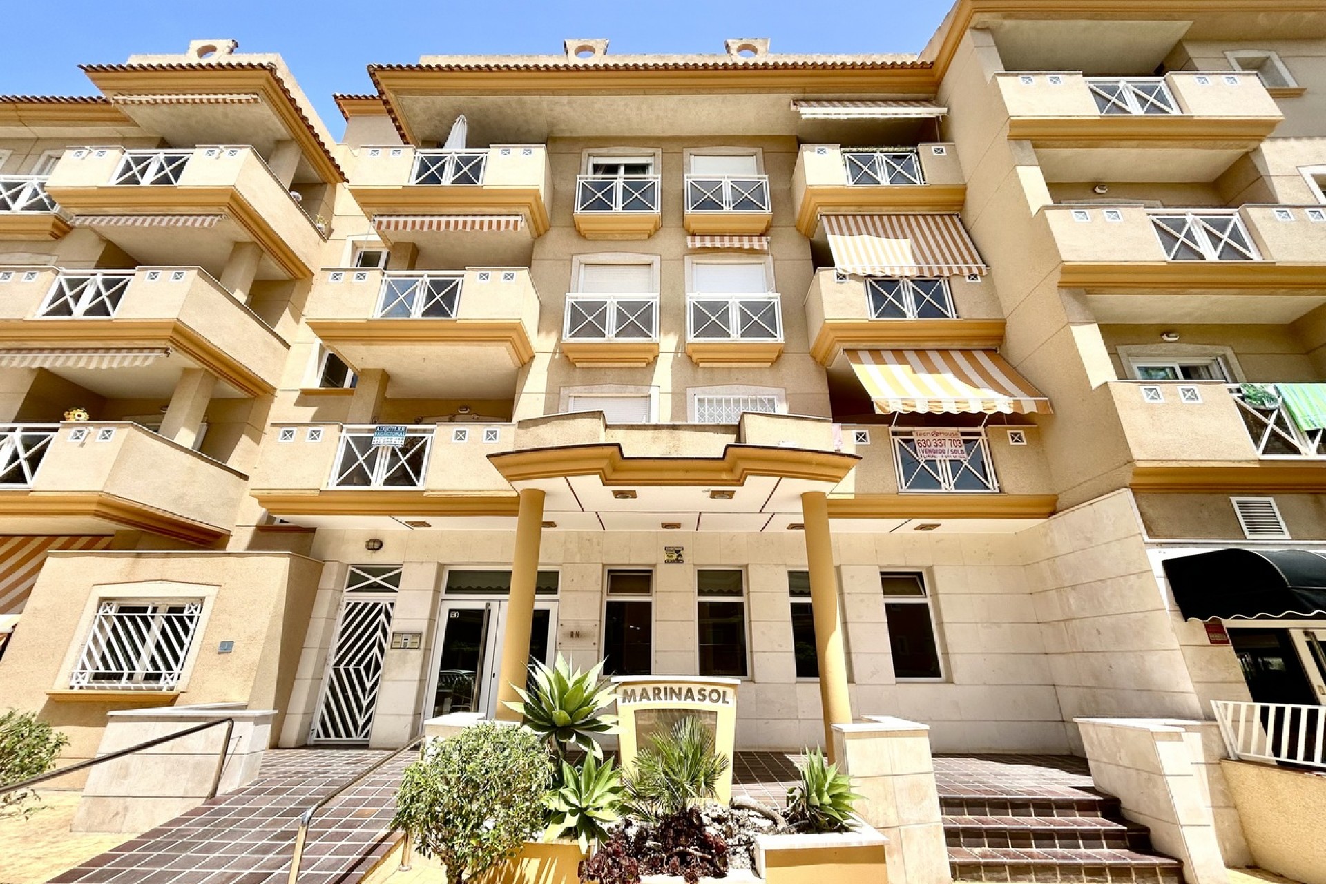 Resale - Apartment -
Cabo Roig - Costa Blanca