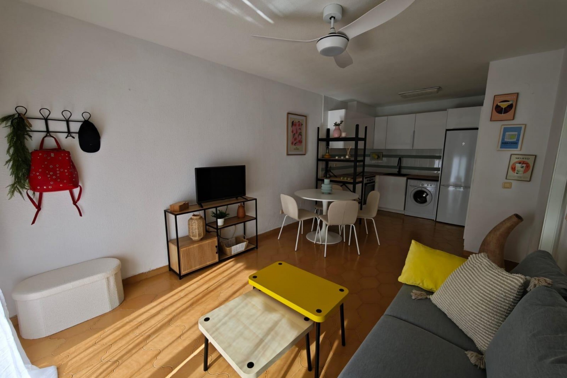Resale - Apartment -
Cabo Roig